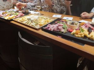Soir&eacute;e d&eacute;gustation vin &agrave; Rouen au cours d'un s&eacute;minaire d'entreprise